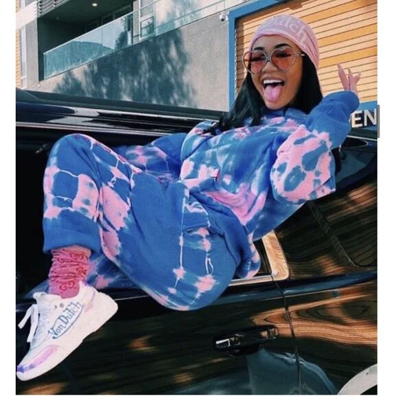 Von Dutch SET Blue Pink Tie Dye Red Rhinestone Logo Oversize Hoodie & Pants - Picture 3 of 16